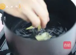 Cordyceps Flower Pork Bone Soup Illustration of how to do it 2
