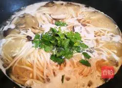 Illustration of making mushroom noodles 15