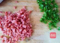 Illustration of how to make meat floss rolls 8