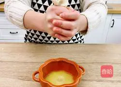 Illustration of how to warm the heart and stomach with ginger juice and milk 2