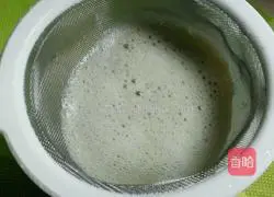 Illustration of how to make mung bean milk 4