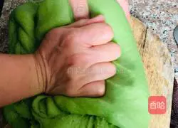 Illustration of how to make Qingming Bao 9