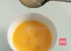 Illustration of how to make shrimp and egg custard 2