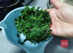 Alfalfa Egg Drop Soup Recipe Illustration 5