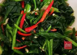 Illustration of how to mix spinach with peanuts 14