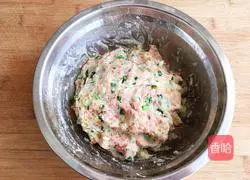 Illustration of how to make pan-fried potato pancakes 11