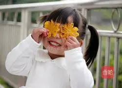 Illustration of how to make pineapple flower and dried pineapple fruit 7