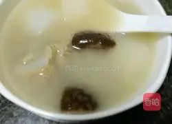 White radish, mushroom and fan bone soup recipe 5