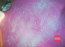 Illustration of how to make fried rolls 5