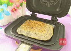 Black sesame rice Illustration of making pancakes 12