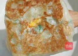 Illustration of how to make egg hand cakes 9