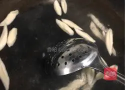 Illustration of how to make fried noodles 3