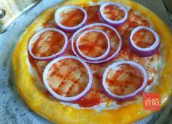 Xinwen Gourmet Queen's Pan Pizza Recipe Illustration 12