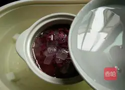 Illustration of how to make purple sweet potato and white fungus soup 7