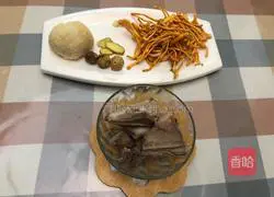 Cantonese style soup-Hericium, Cordyceps and Fan Bone Soup Recipe 2
