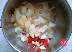 Recipe for Tremella Fruit Sweet Soup 4