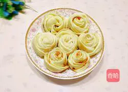 Illustration of how to make pork rose steamed buns 22