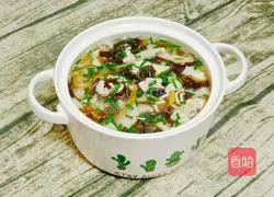 Mushroom, seaweed and egg drop soup Illustration of how to do it 16