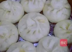 Illustration of how to make Bai Lai Pork Buns 10