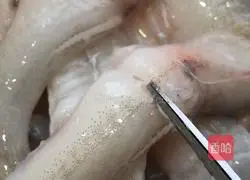 Illustration of how to make dragon head fish tofu soup 2