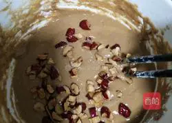 Illustration of how to make red date and brown sugar hair cake 10