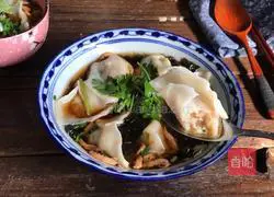 Illustration of how to make shrimp wontons 18