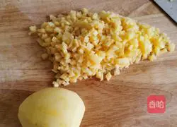 Illustration of how to make pork and potato buns 6