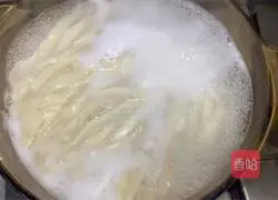 Illustration of Korean fried noodles 6