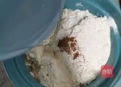 Illustration of how to make leek and egg pancakes 4