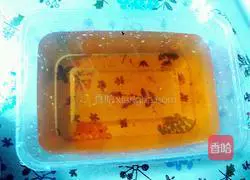 Illustration of how to make red mushroom stewed chicken 8