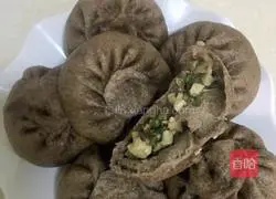 Illustration of how to make black whole wheat noodles and vegetarian stuffed buns 16