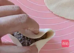 Illustration of making sugar triangle 11