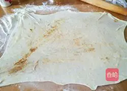 Illustration of how to make salt and pepper pancake 5