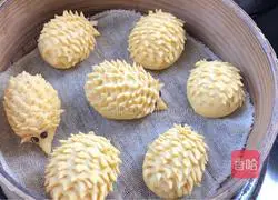 Illustration of how to make little hedgehog steamed buns 10