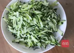 Illustration of how to make Korean noodles 4