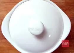 Illustration of how to make shrimp skin egg custard 8