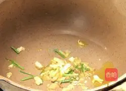 Illustration of how to make beef slices in sour soup 10