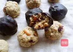 Chocolate Cookies Recipe Illustration 13