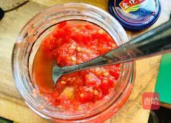 Illustration of how to make seaweed, tomato sauce and egg soup 1