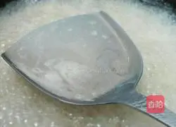 Enoki mushroom shredded pork soup recipe 7