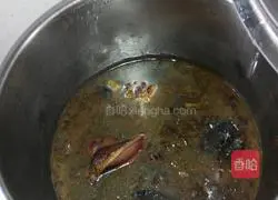 Illustration of how to make Beijing-style braised noodles 7