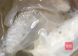 Illustration of how to make cold jellyfish head 1