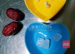 Illustration of how to make steamed pears with Fritillaria fritillaris 4