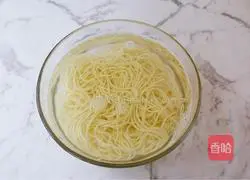 Illustration of how to make noodles with mushroom meat sauce 19