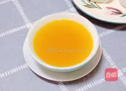 Chuanbei Illustration of how to make wolfberry and snow pear soup 9