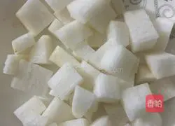 White Jade Braised Noodles Illustration 4