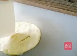 Illustration of how to make old Beijing fried pancakes 13