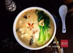 Illustration of how to make shrimp and preserved egg soup 16