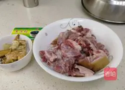 Molecular cuisine version of angelica, ginger and mutton soup recipe 1