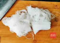 Agaric and sauerkraut vermicelli Illustration of how to make duck soup 14